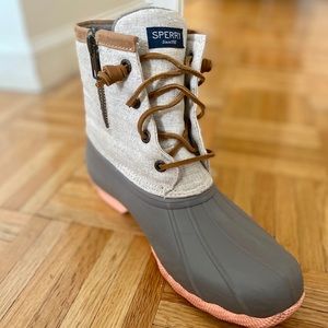 SPERRY Saltwater Duck Boots Pop Outsole